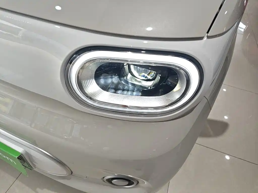 Wuling MINIEV — миниатюра 24