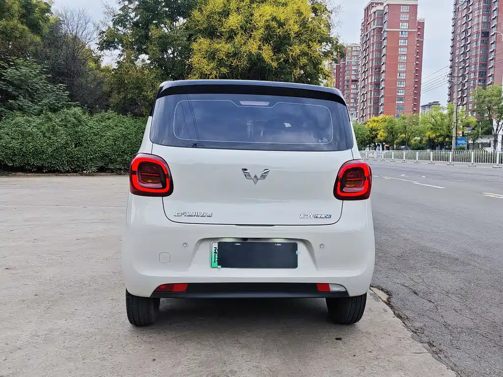 Wuling MINIEV — миниатюра 8