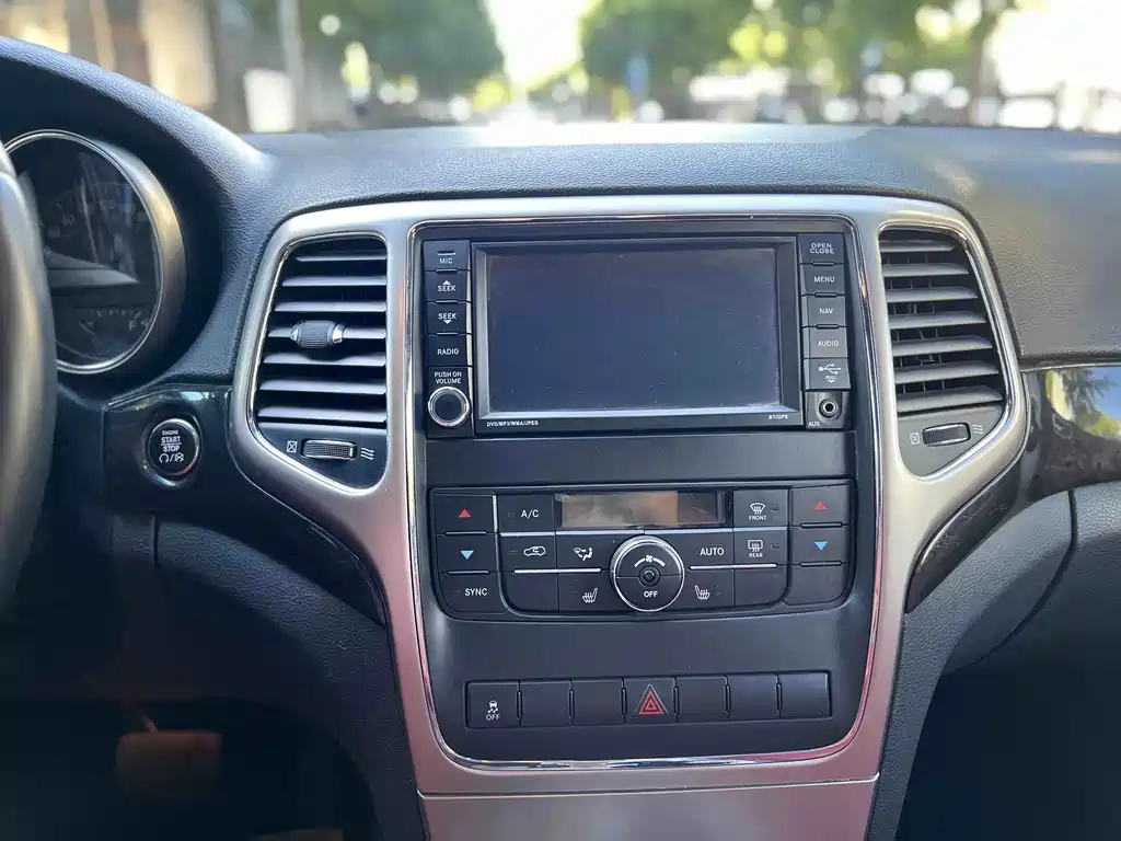 Jeep Grand Cherokee (Import) 3.6L Comfort Enjoy Navigation Edition, фото 16
