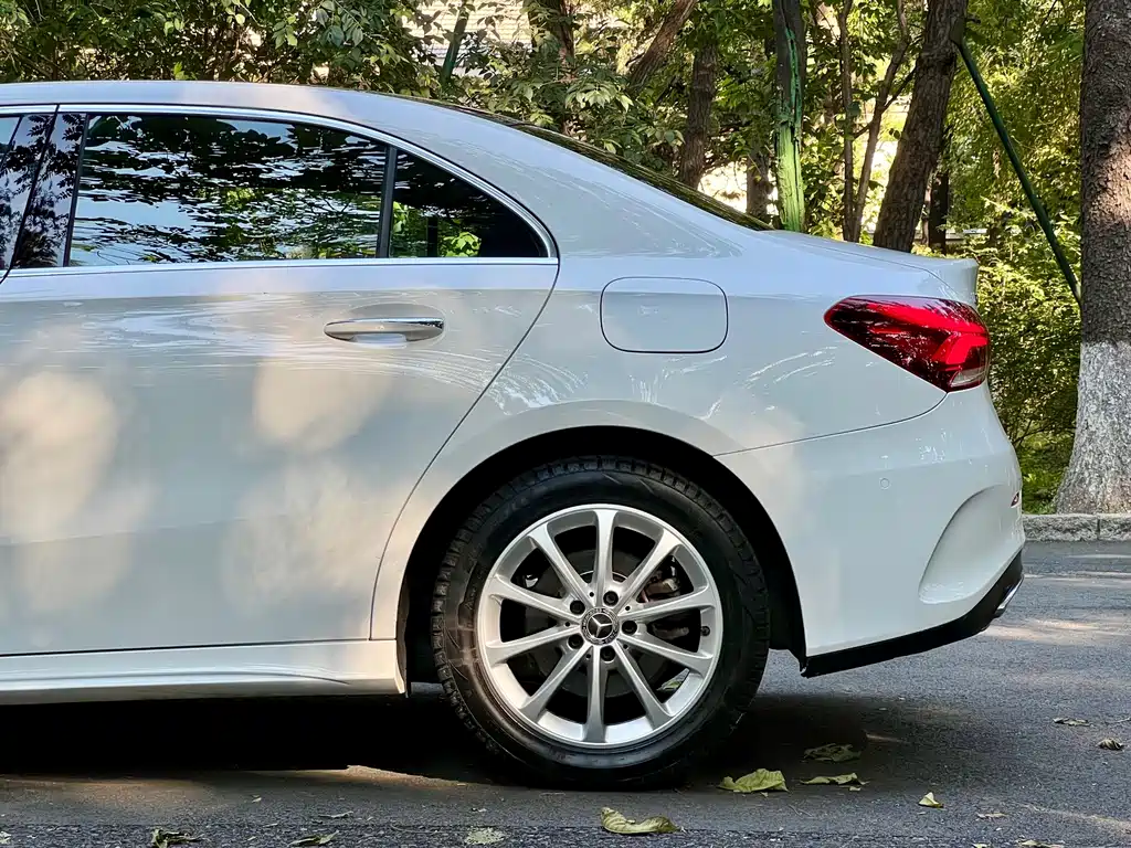Mercedes-Benz A-Class — миниатюра 15