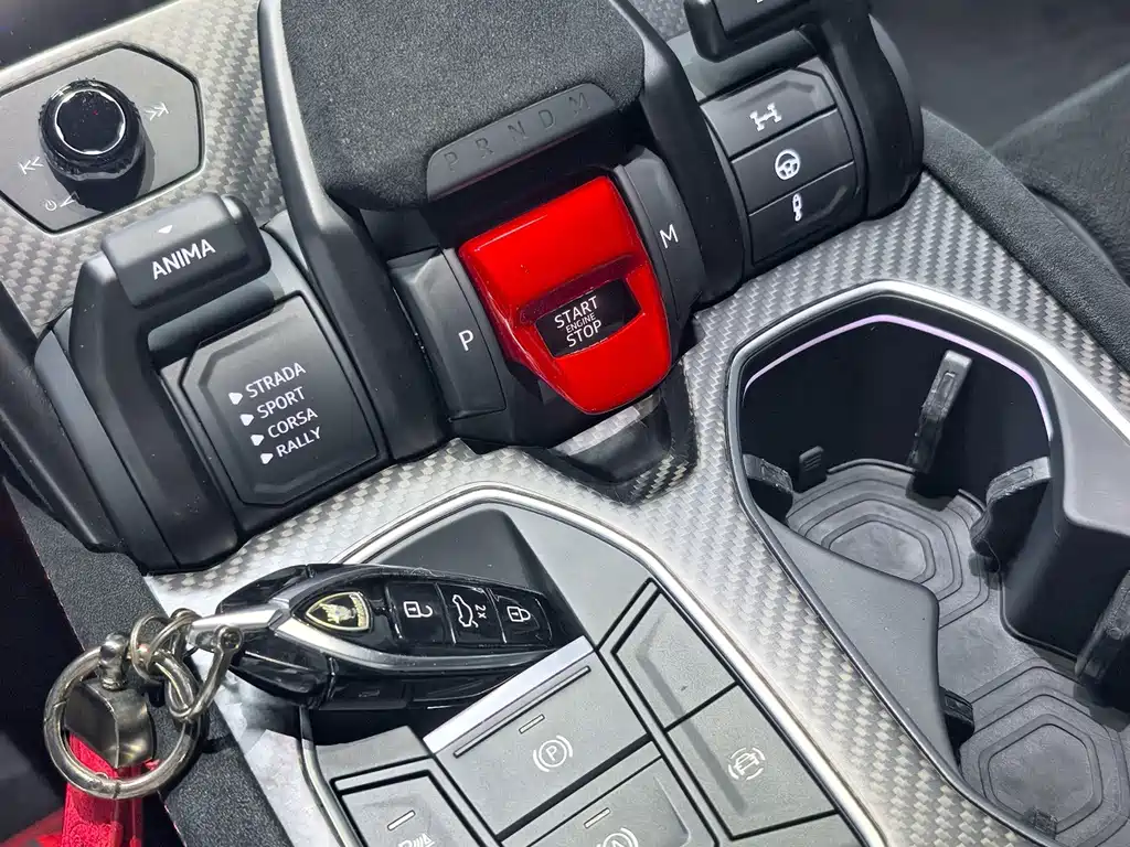 Lamborghini Urus — миниатюра 5