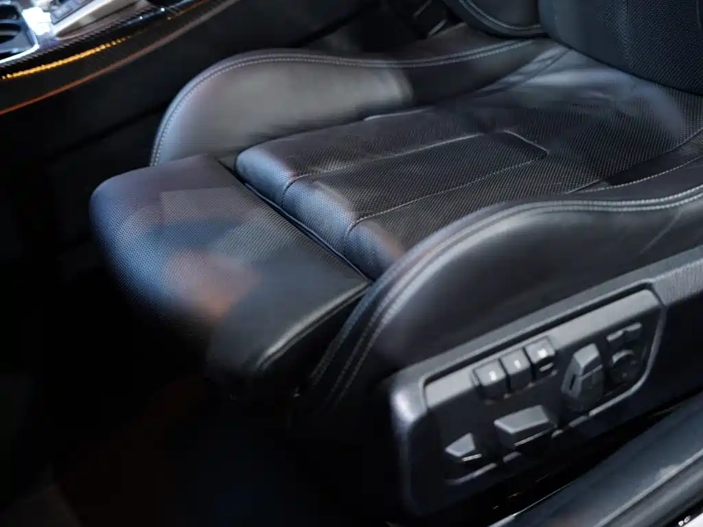 BMW M6 — миниатюра 16