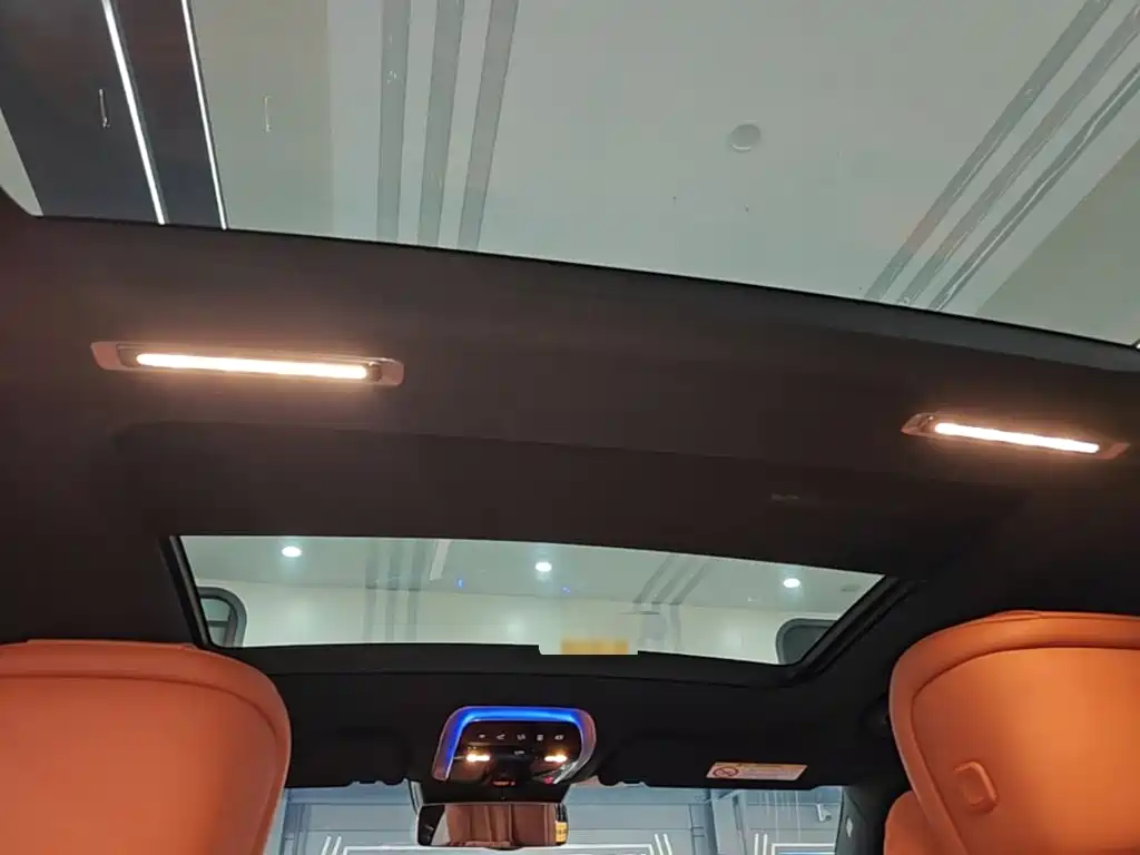 Mercedes-Benz S-Class — миниатюра 18