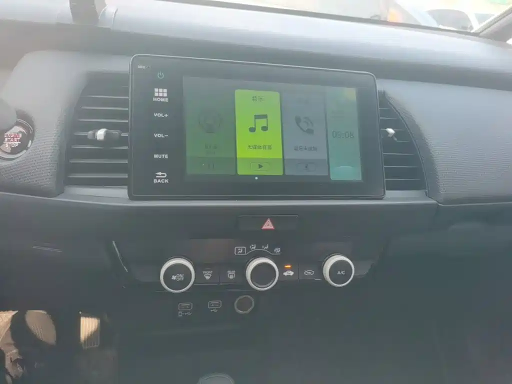 Honda Fit — миниатюра 13