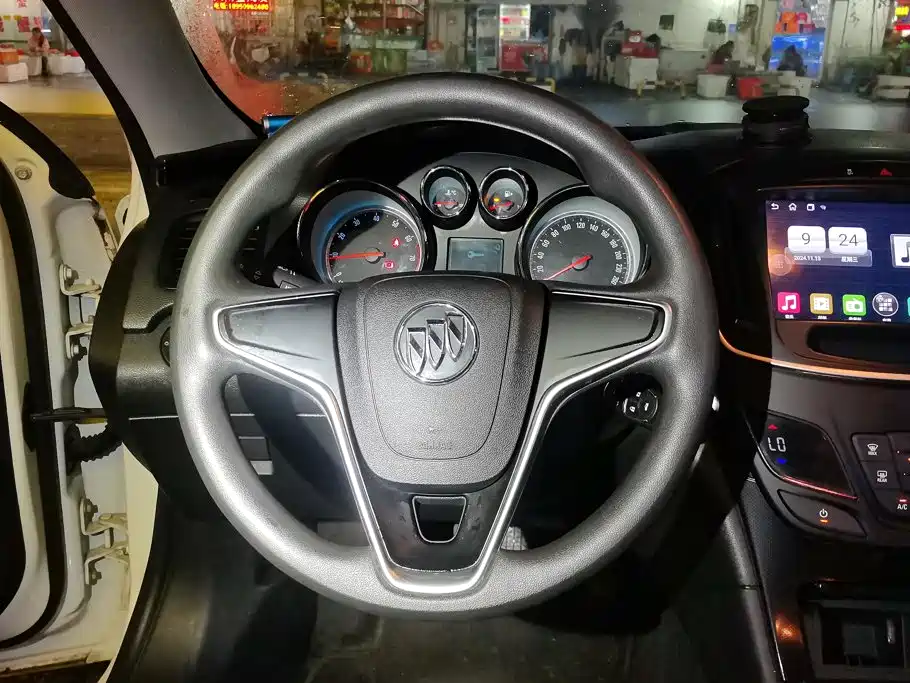 Buick Regal — миниатюра 15