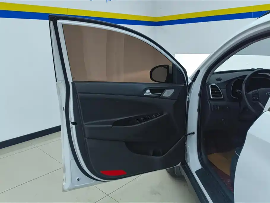 Hyundai Tucson 2019 280TGDi DCT Fashion VI