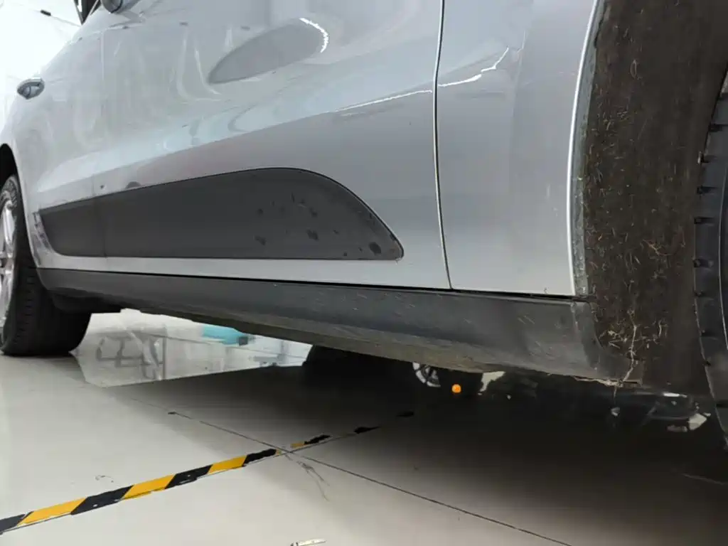 Porsche Macan — миниатюра 21