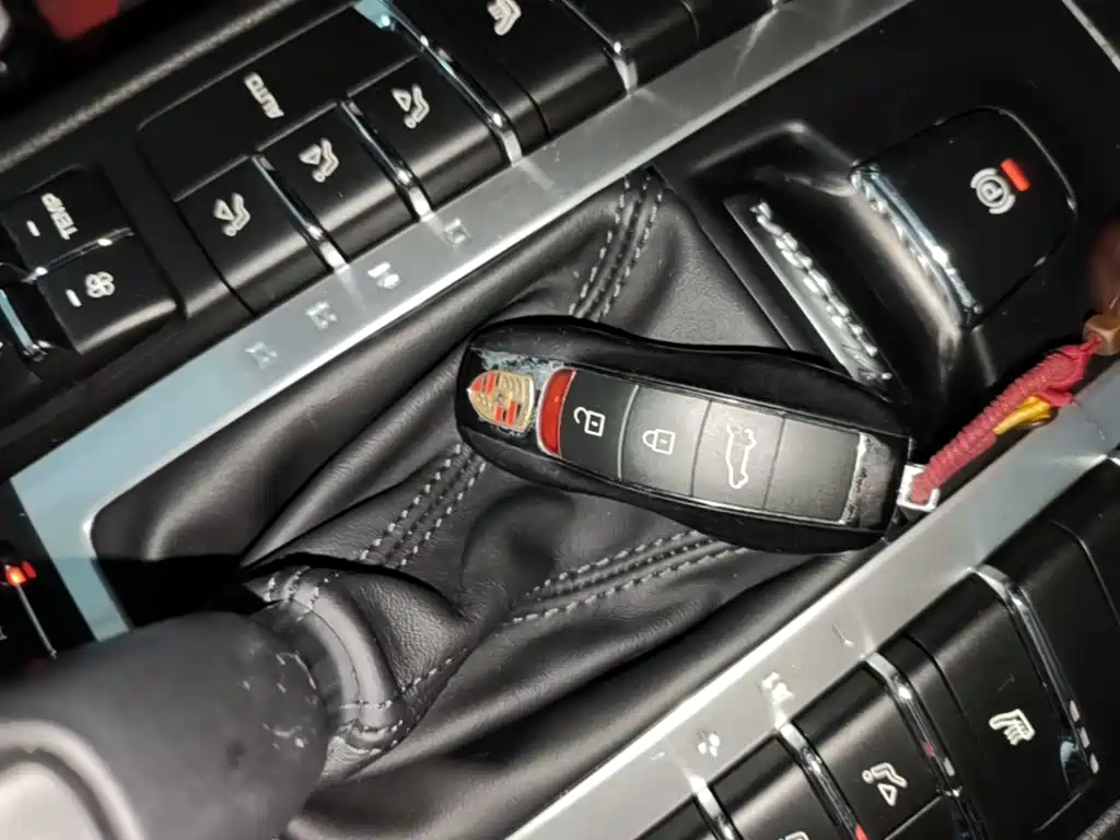 Porsche Macan — миниатюра 9