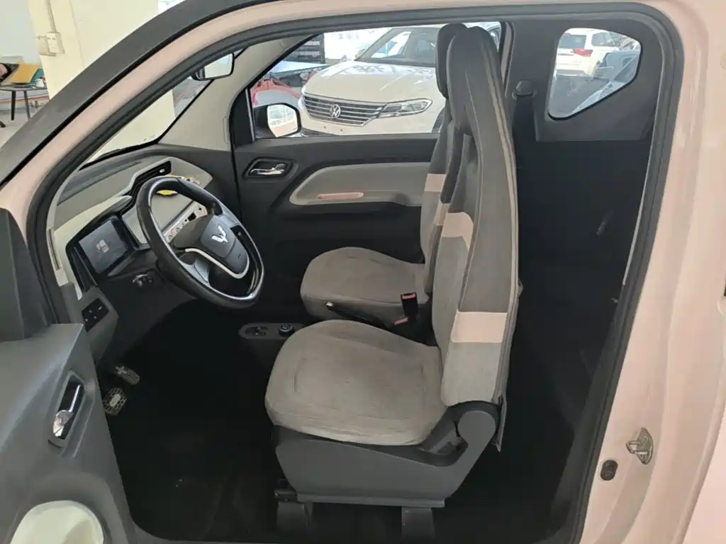 Wuling MINIEV — миниатюра 15