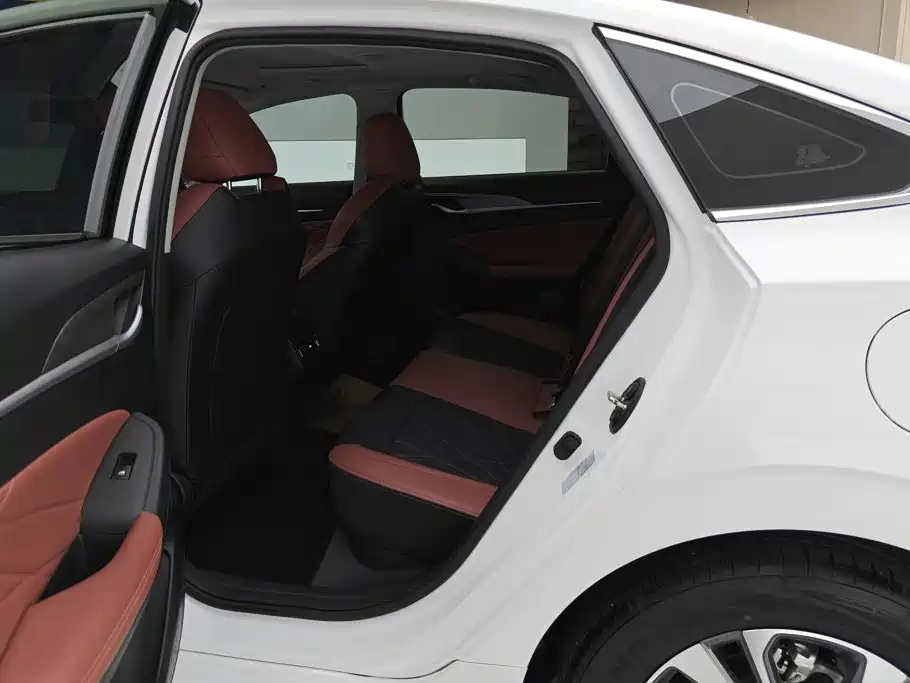Changan Eado — миниатюра 11
