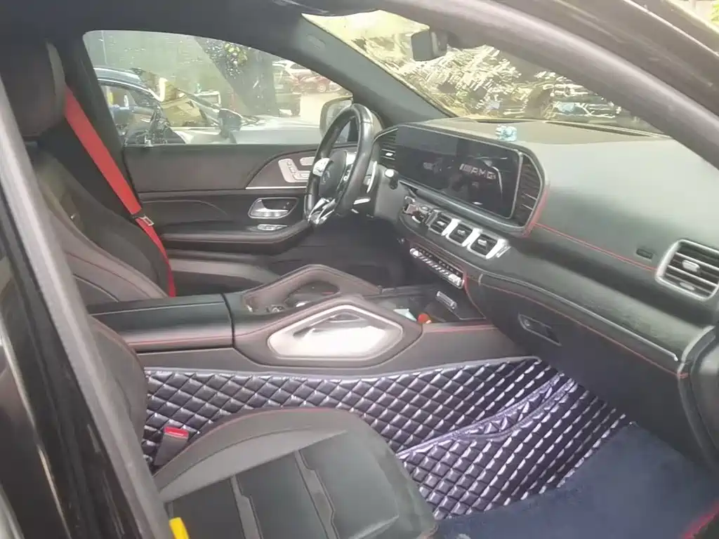 Mercedes-Benz GLE Coupe AMG — миниатюра 7