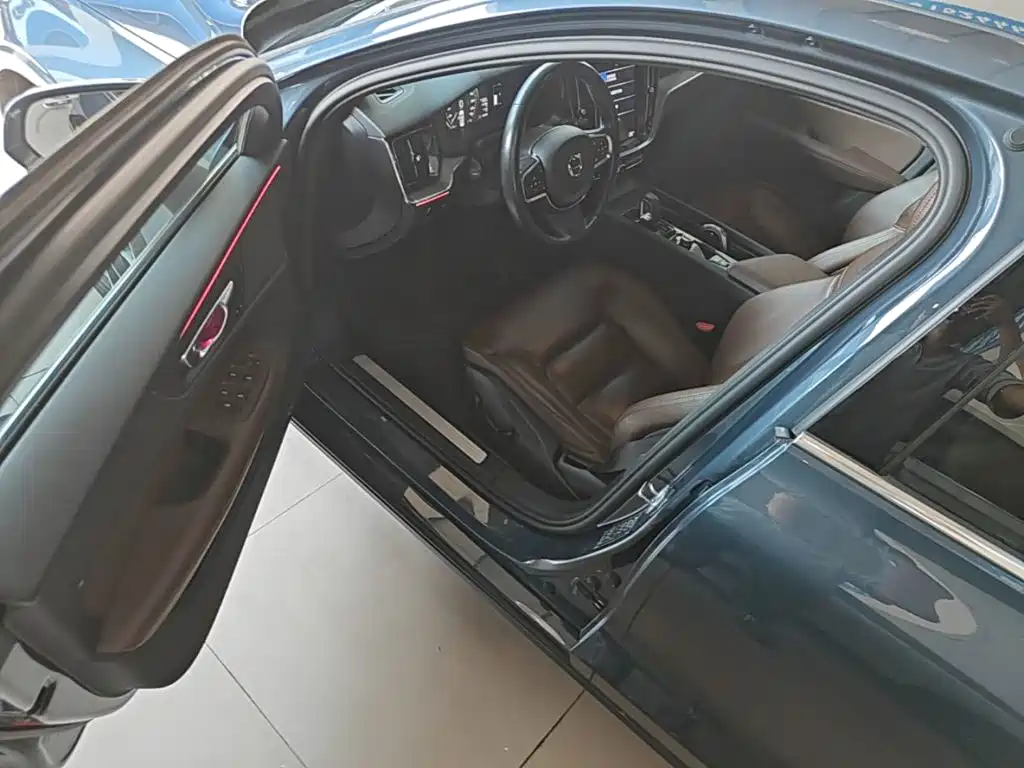 Volvo S60 — миниатюра 16
