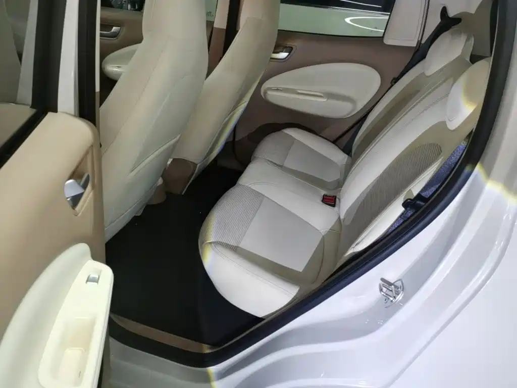 Wuling MINIEV — миниатюра 17