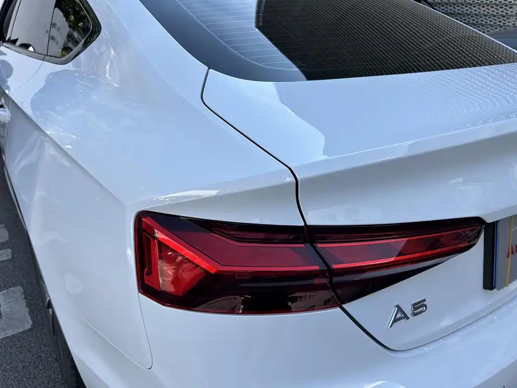 Audi A5 (Import) — миниатюра 12