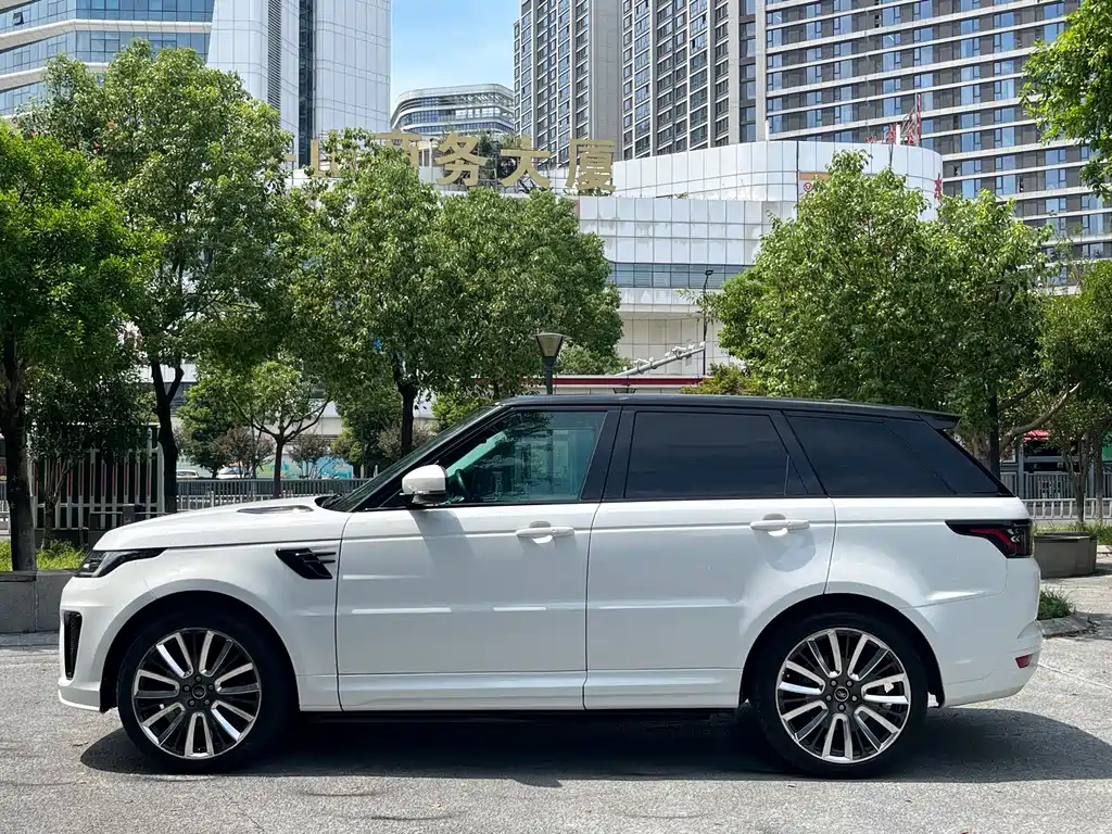 Land Rover Sport — миниатюра 17
