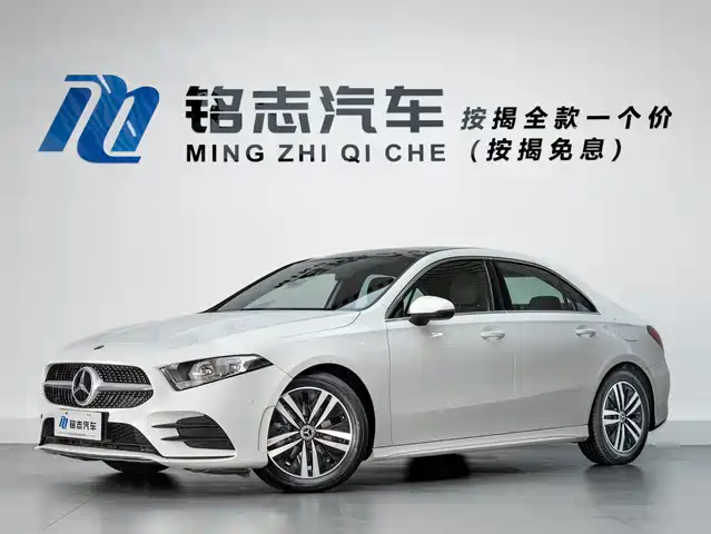 MERCEDES-BENZ  A CLASS 2019