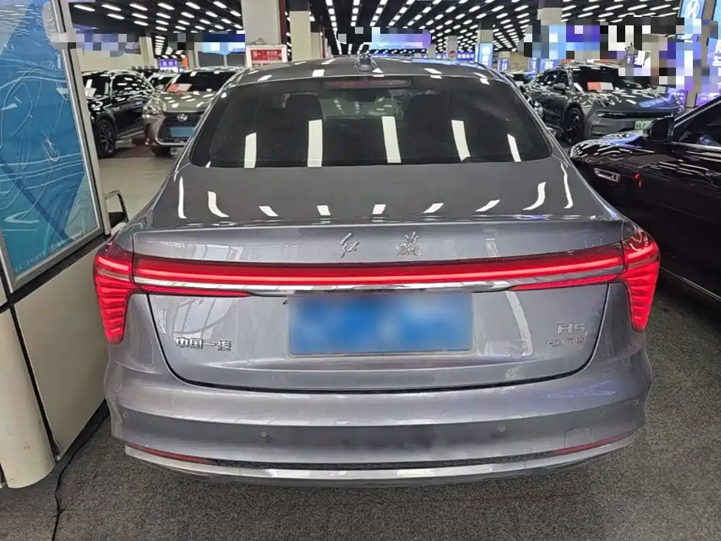 Hongqi Hongqi H5 — миниатюра 6