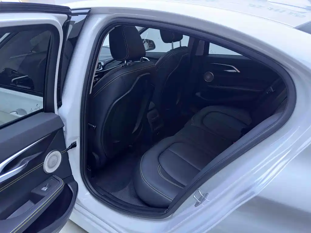 BMW 1 Series — миниатюра 10