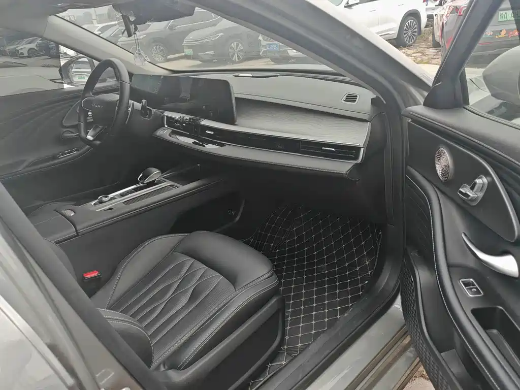 Chery Arrizo 8 — миниатюра 10
