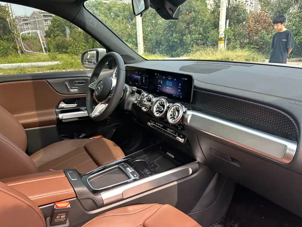 Mercedes-Benz EQB — миниатюра 19