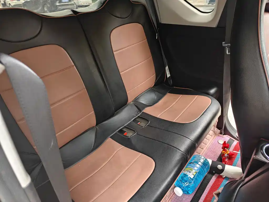 Wuling MINIEV — миниатюра 8