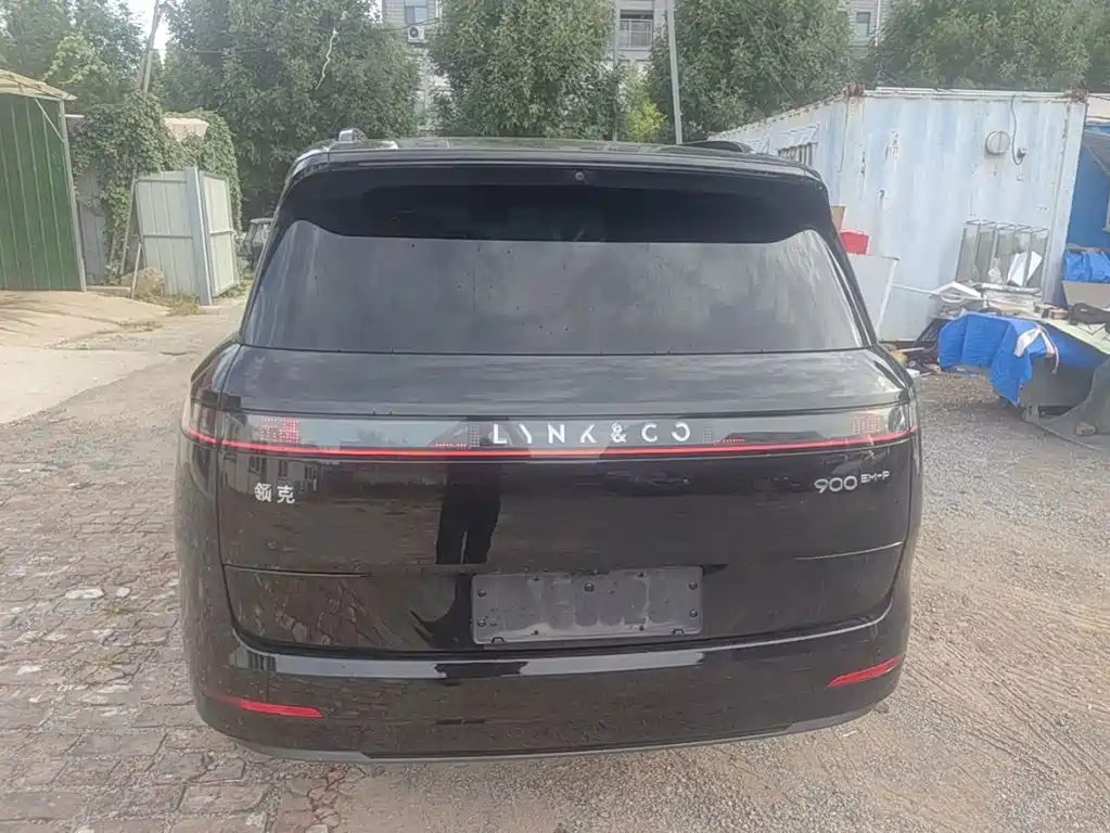 Lynk & Co 900 — миниатюра 5