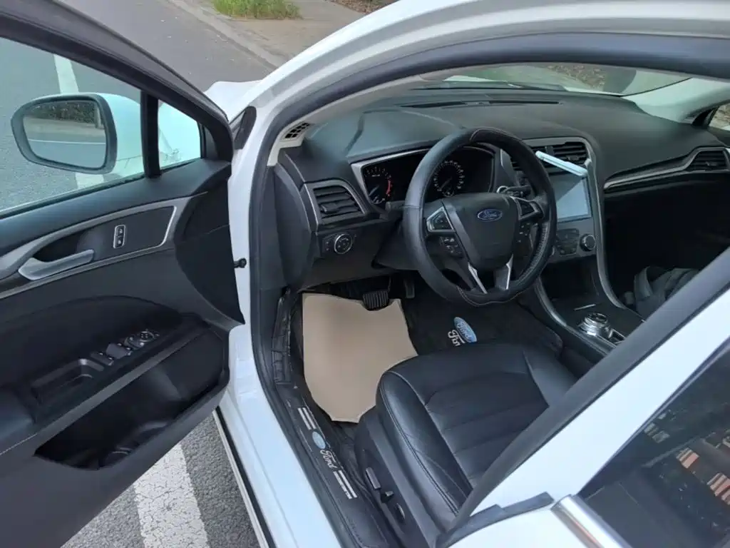 Ford Mondeo — миниатюра 16