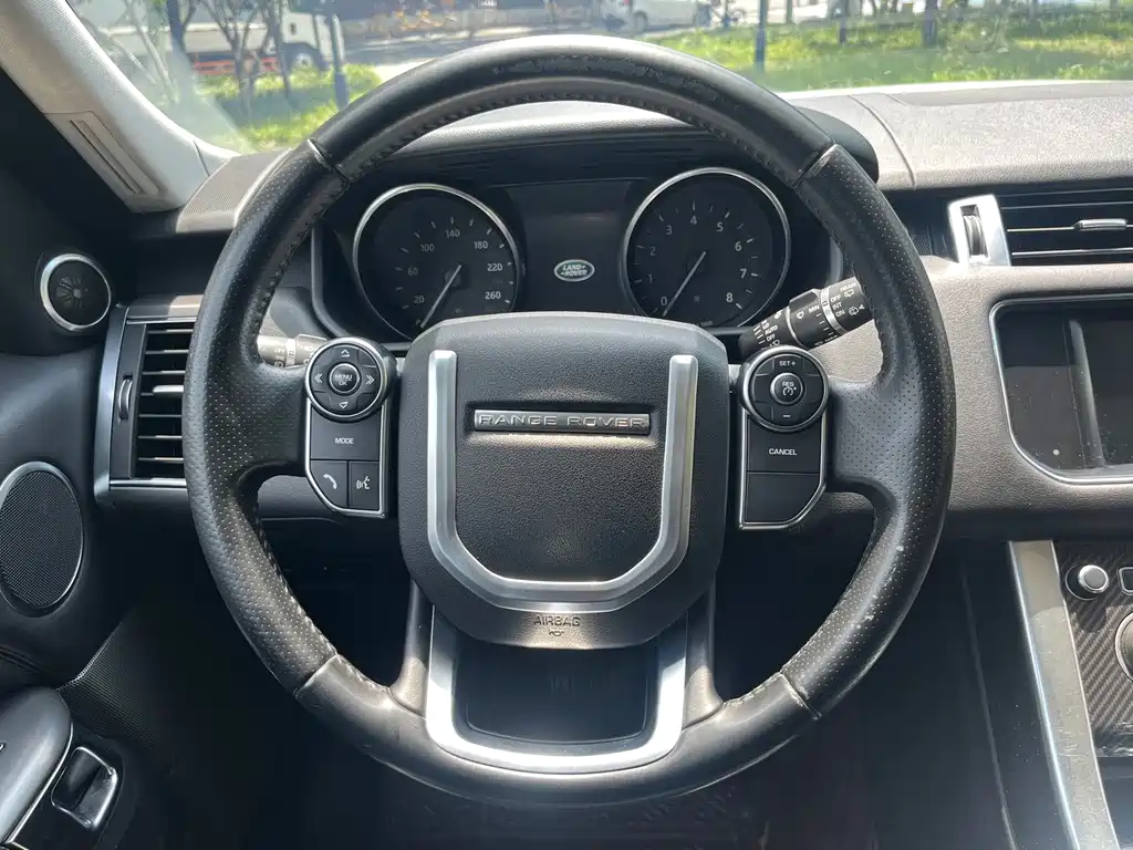 Land Rover Sport — миниатюра 12