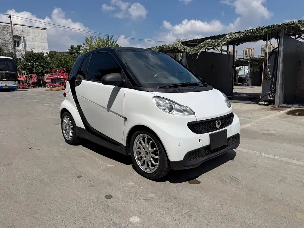 smart Smart Fortwo — миниатюра 3