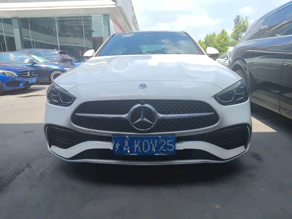 Mercedes-Benz C-Class — миниатюра 2