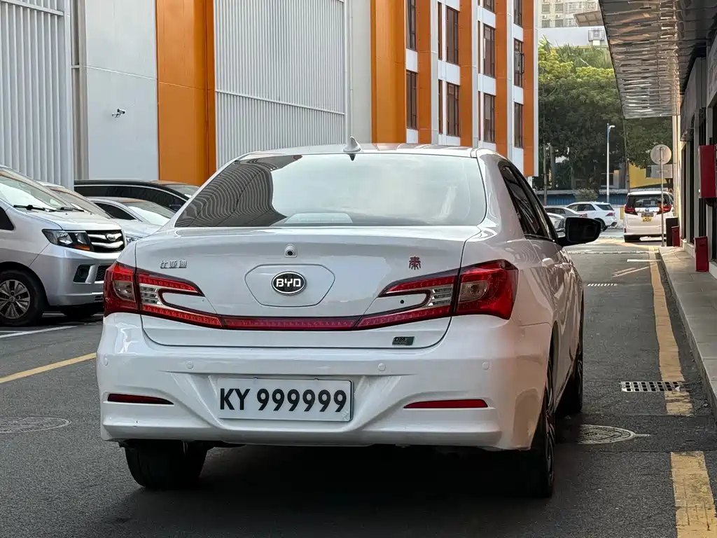 BYD Qin NEV — миниатюра 7
