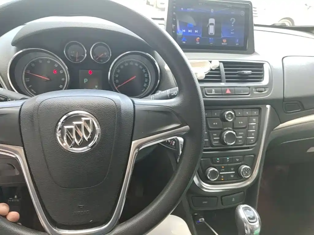 Buick Encore — миниатюра 10