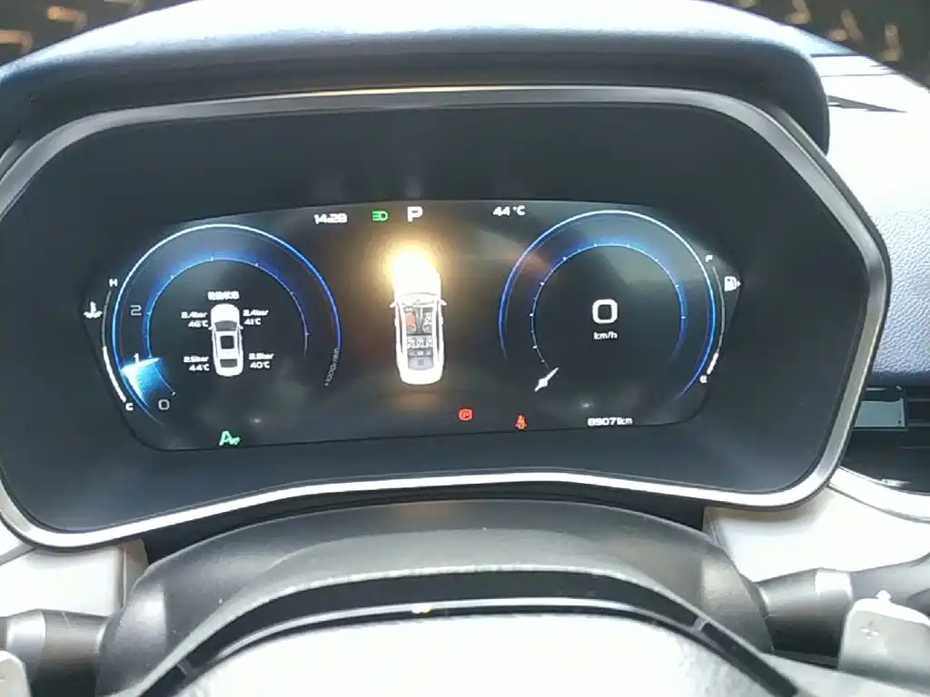 Geely Xingrui — миниатюра 12