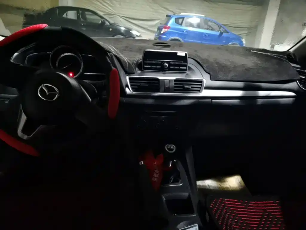 Mazda 3 Axela — миниатюра 11