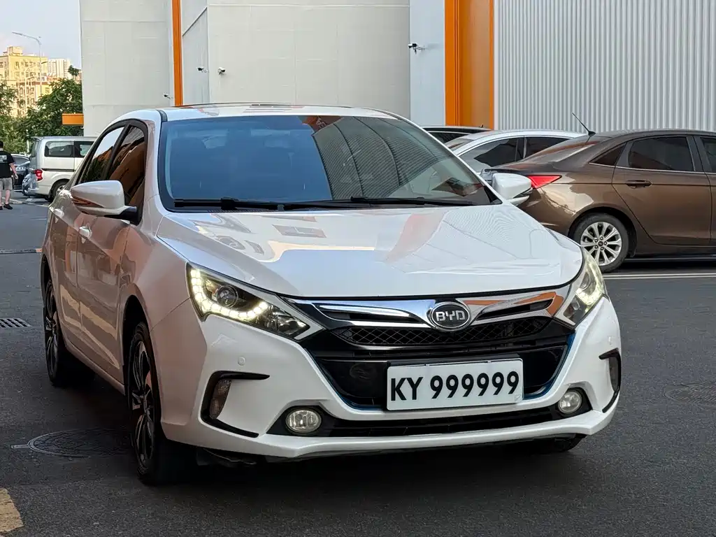 BYD Qin NEV — миниатюра 3