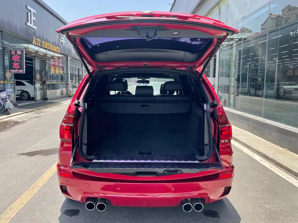 BMW X5 2010 X5 M