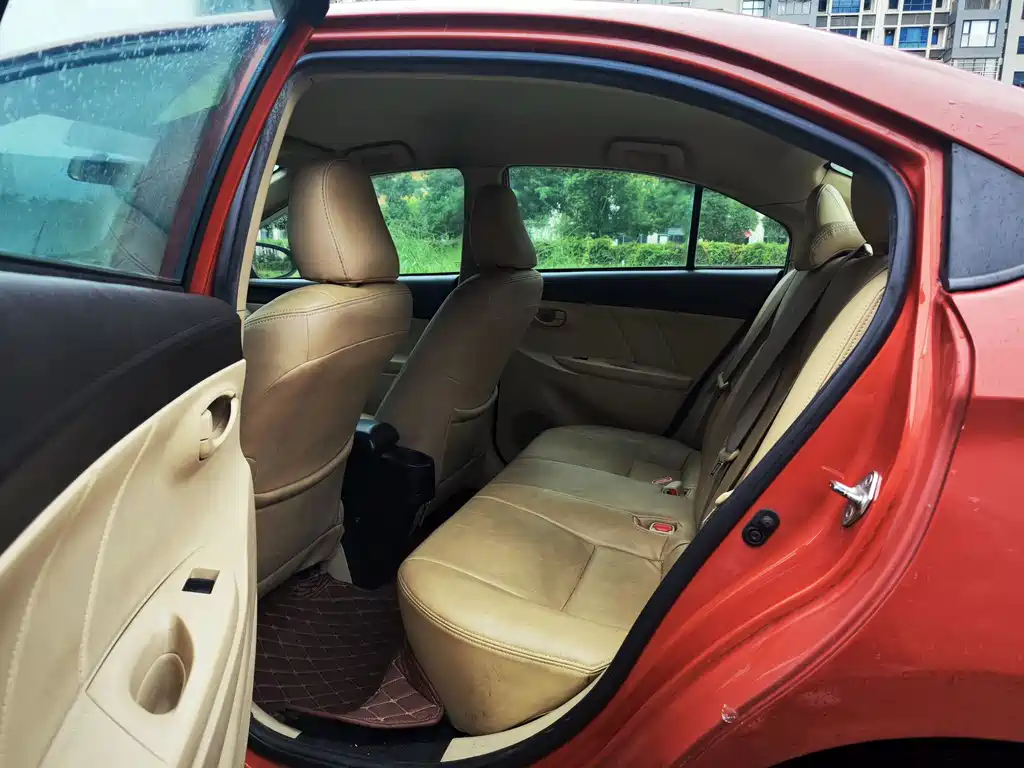 Toyota Vios — миниатюра 8