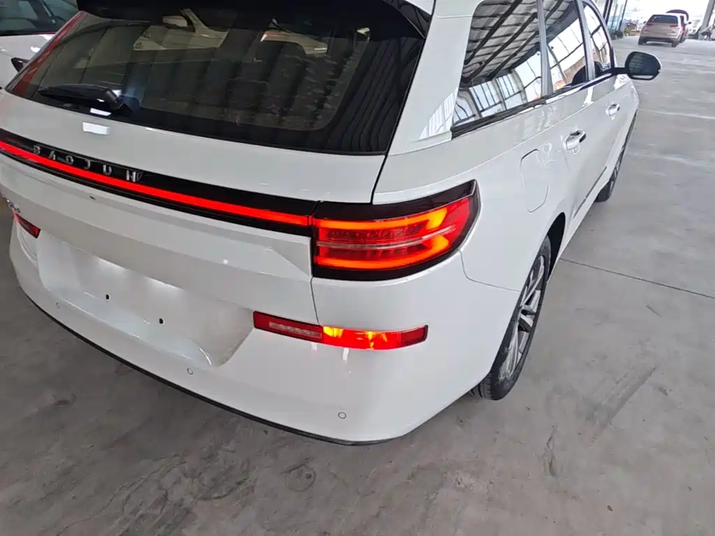 Baojun Valli — миниатюра 8