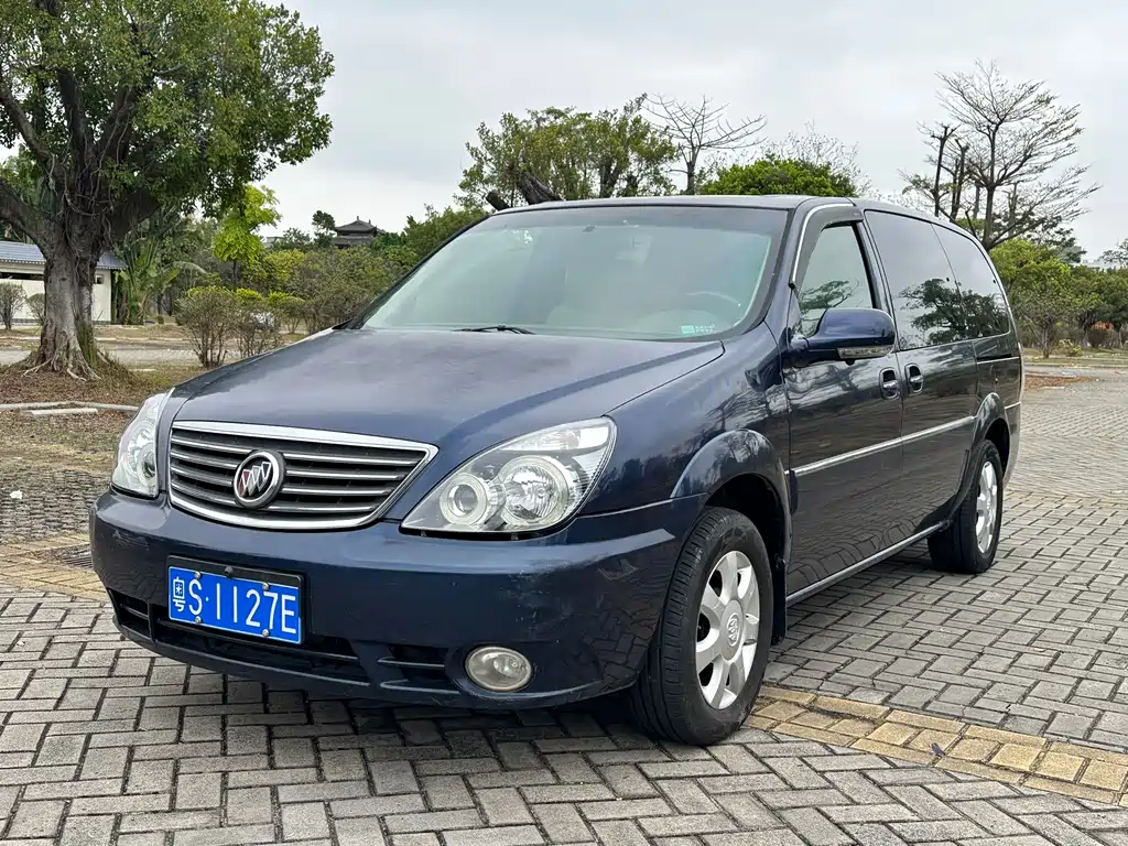 Buick GL8 2007