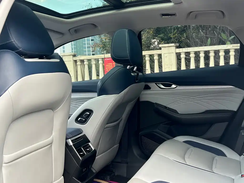 GEELY AUTOMOBILE XINGRUI