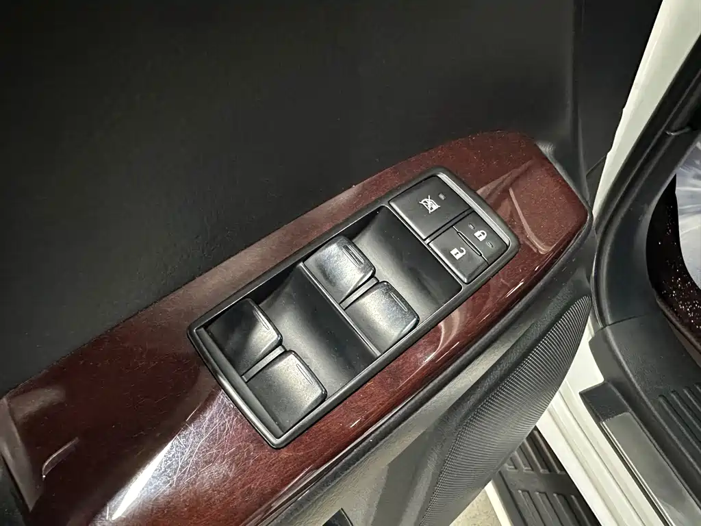Lexus GX — миниатюра 5