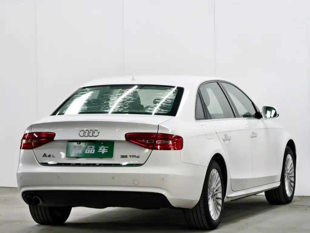 Audi A4L 2015 35 TFSI AT Comfort