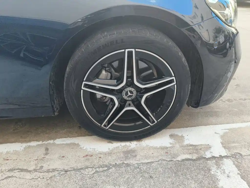 Mercedes-Benz E-Class (Import) — миниатюра 22