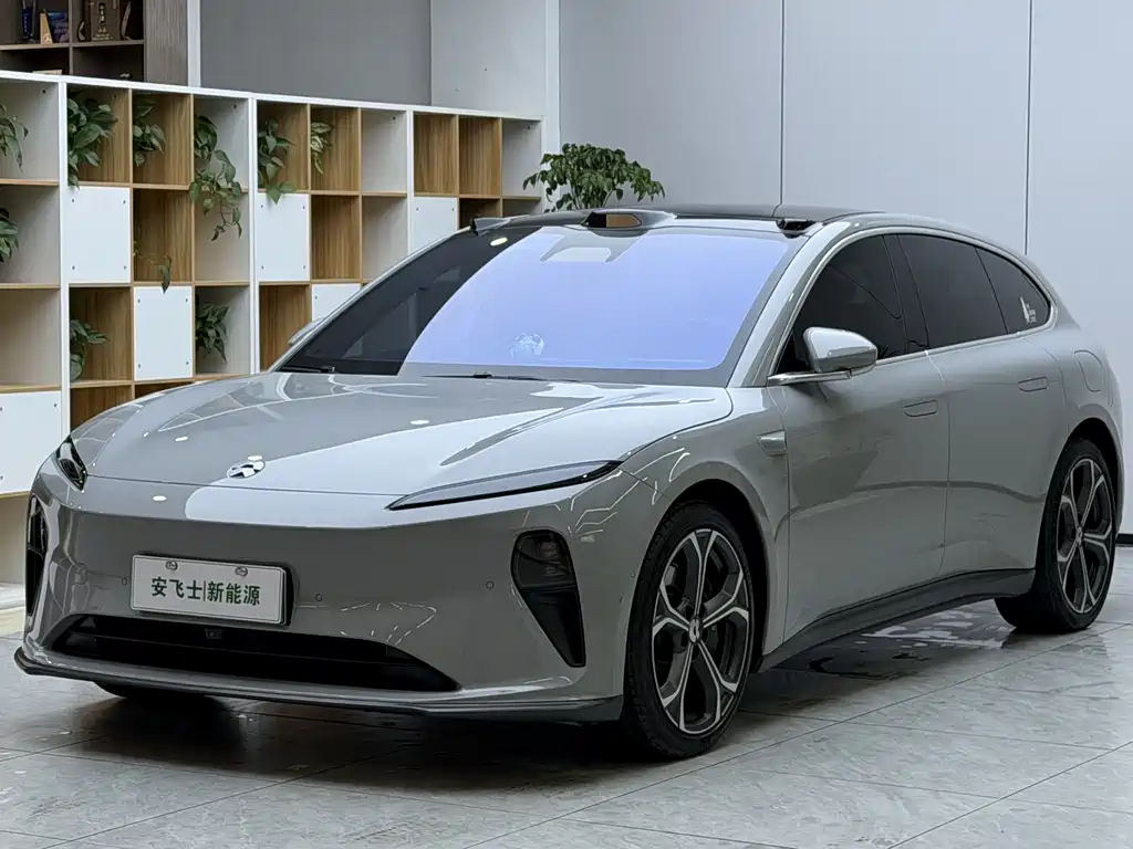 Nio ET5T 2024