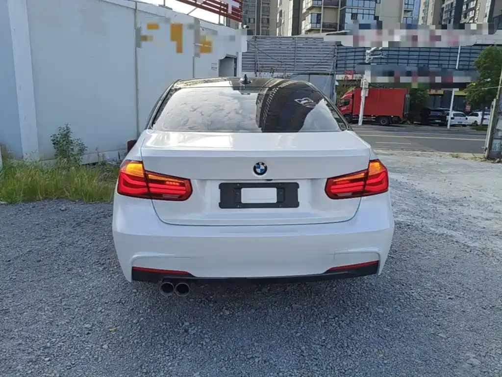 BMW 3 Series — миниатюра 6