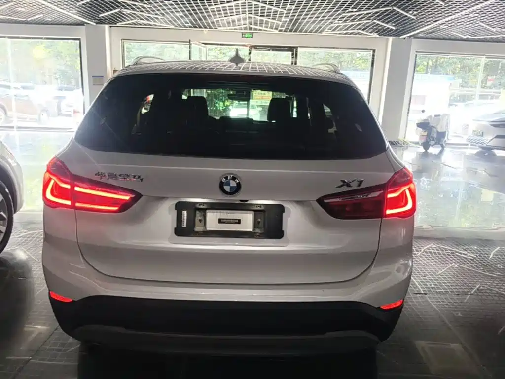 BMW X1 — миниатюра 6