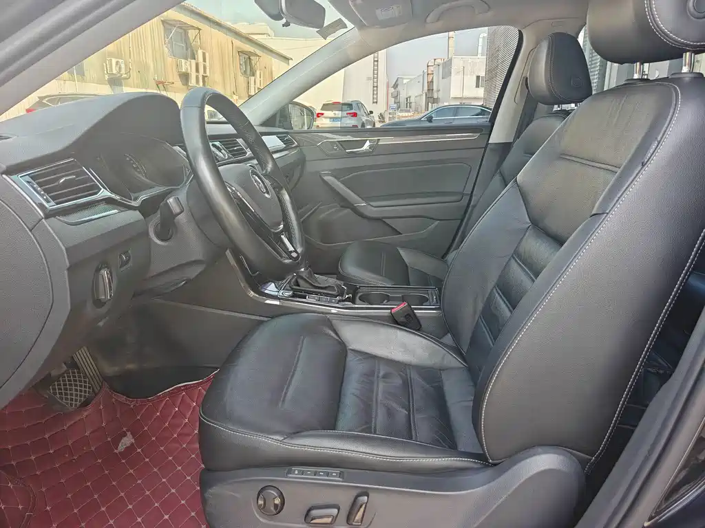 Volkswagen Passat — миниатюра 4