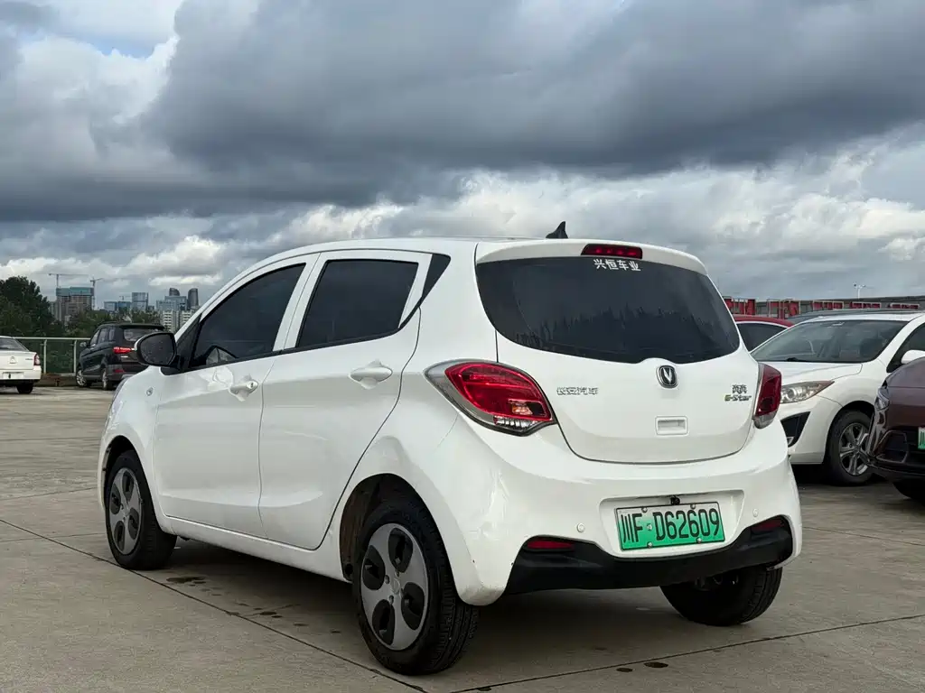Changan Benben E-Star — миниатюра 5
