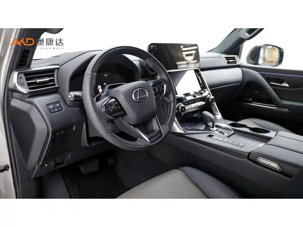 Lexus LX — миниатюра 6