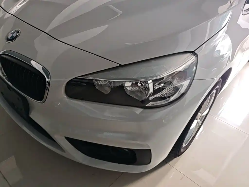 BMW 2 Series Active Tourer — миниатюра 24